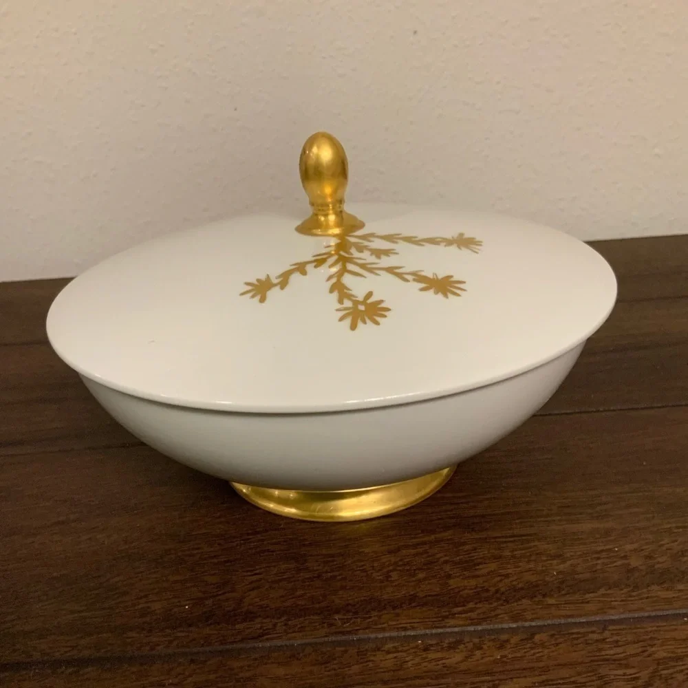 P.T. Tirschenreuth Bavaria Germany Porcelain Vintage Rosental Round Covered Bowl